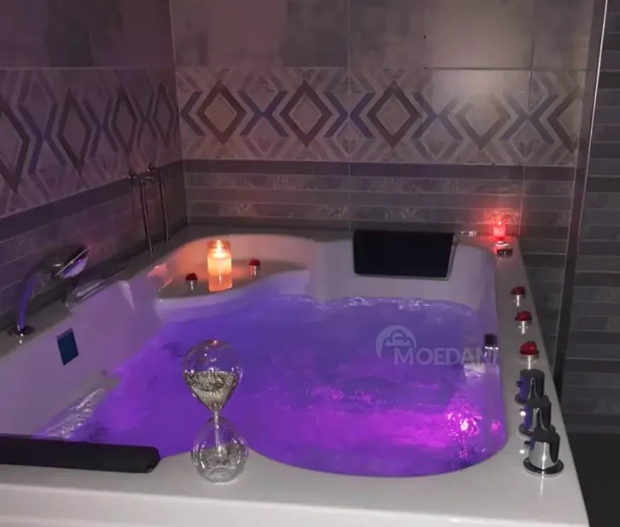 Сдам 3-комн. квартиру на сутки в Тбилиси  110м² 15/23 эт. Тбилиси - изображение 9