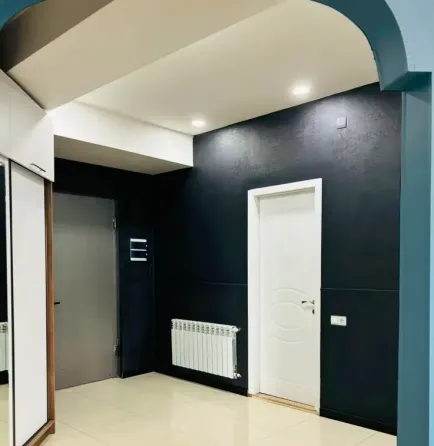 Сдам 3-комн. квартиру на сутки в Тбилиси  85м² 15/23 эт. Тбилиси