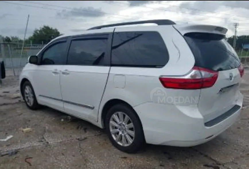 Toyota Sienna 3.5L 2017 Тбилиси - изображение 3