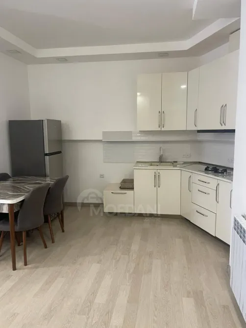 იყიდება 2 ოთახიანი ბინას 44მ² 9/10 სართ ქობულეთი - photo 1