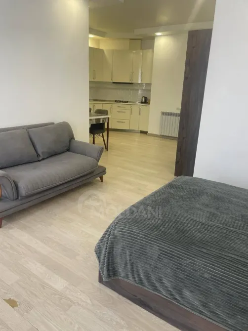 იყიდება 2 ოთახიანი ბინას 44მ² 9/10 სართ ქობულეთი - photo 3