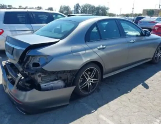 Mercedes E 2L 202 თბილისი