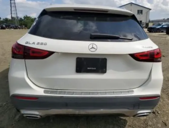 Mercedes GLA 2L 2021 Тбилиси