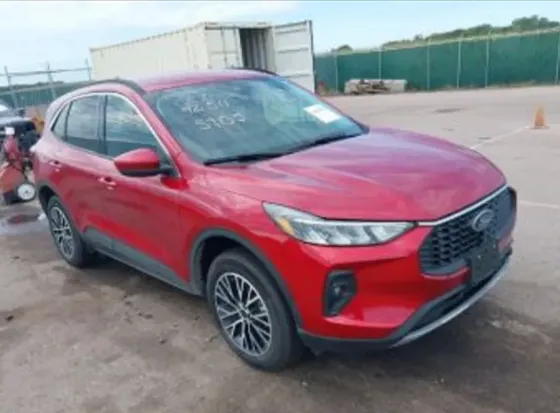 Ford Escape 2.5L 2024 Тбилиси