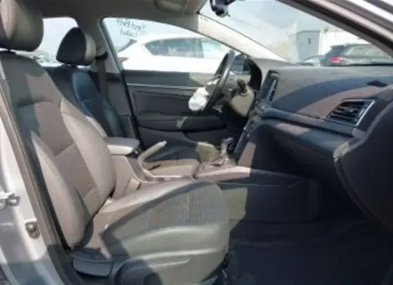 Hyundai Elantra 2017 თბილისი