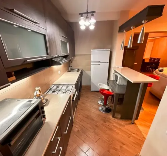 Сдам 3-комн. квартиру 120м² 6/9 эт. Тбилиси