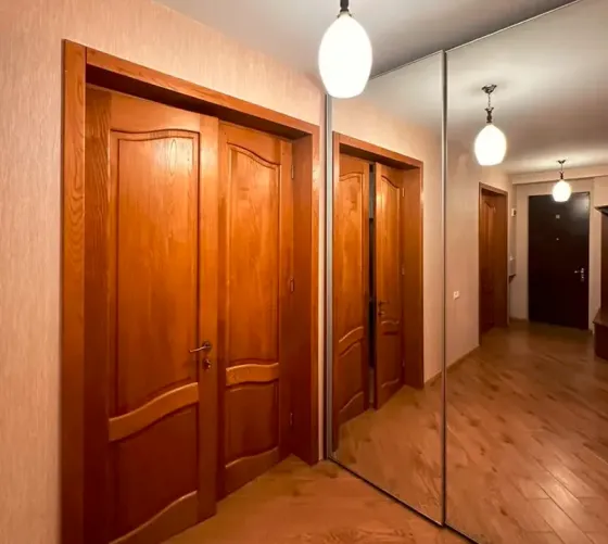 Сдам 3-комн. квартиру 120м² 6/9 эт. Тбилиси