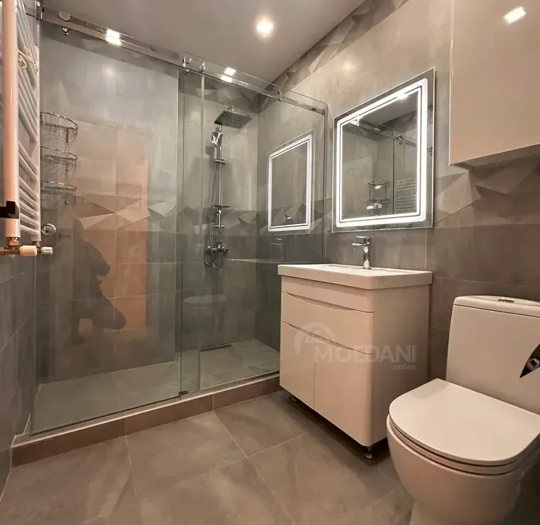 Сдам 3-комн. квартиру на сутки в Тбилиси  120м² 10/28 эт. Тбилиси - изображение 4