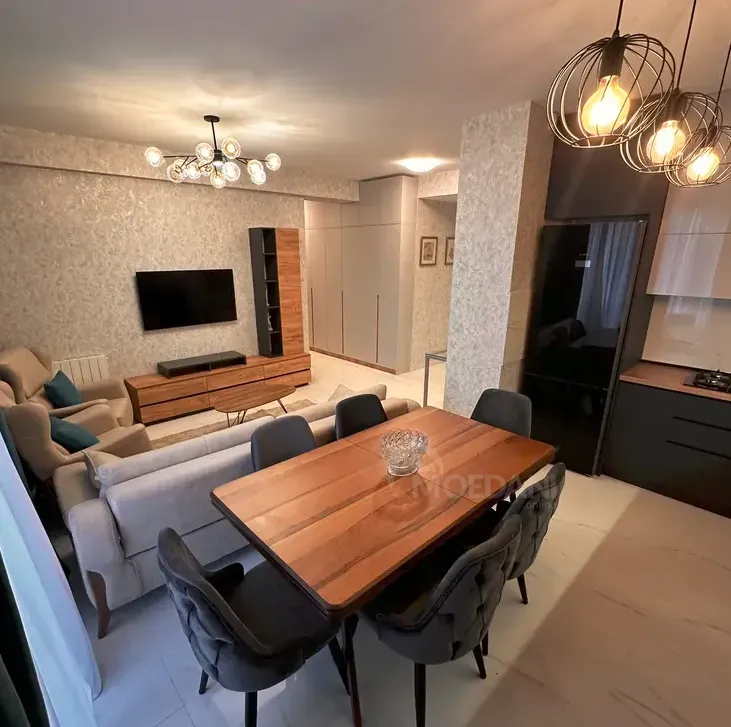 Сдам 3-комн. квартиру на сутки в Тбилиси  120м² 10/28 эт. Тбилиси - изображение 6