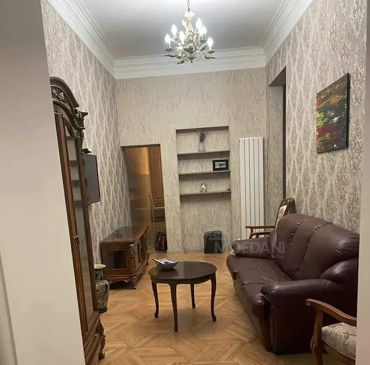 ქირავდება 2 ოთახიანი ბინა 70მ² 2/3 სართ თბილისი - photo 6