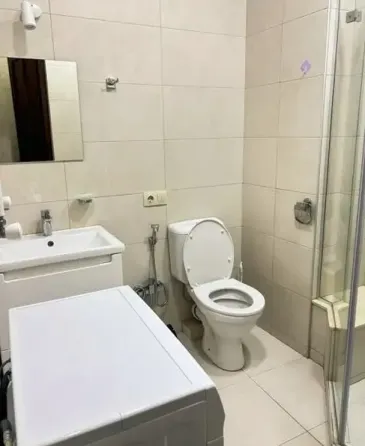 Сдам 2-комн. квартиру 45м² 2/5 эт. Тбилиси