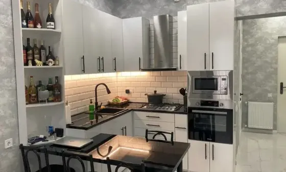 Сдам 2-комн. квартиру 50м² 2/8 эт. Тбилиси