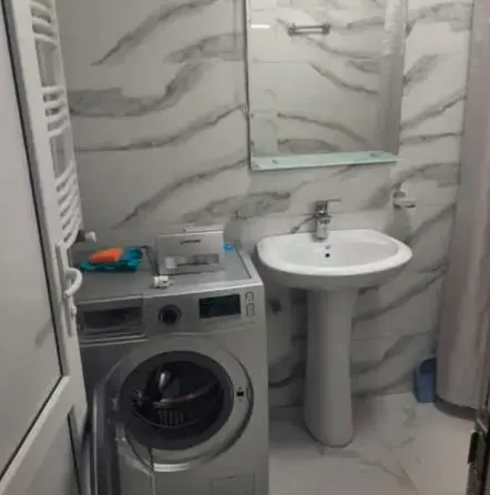 Сдам 2-комн. квартиру 40м² 6/8 эт. Тбилиси