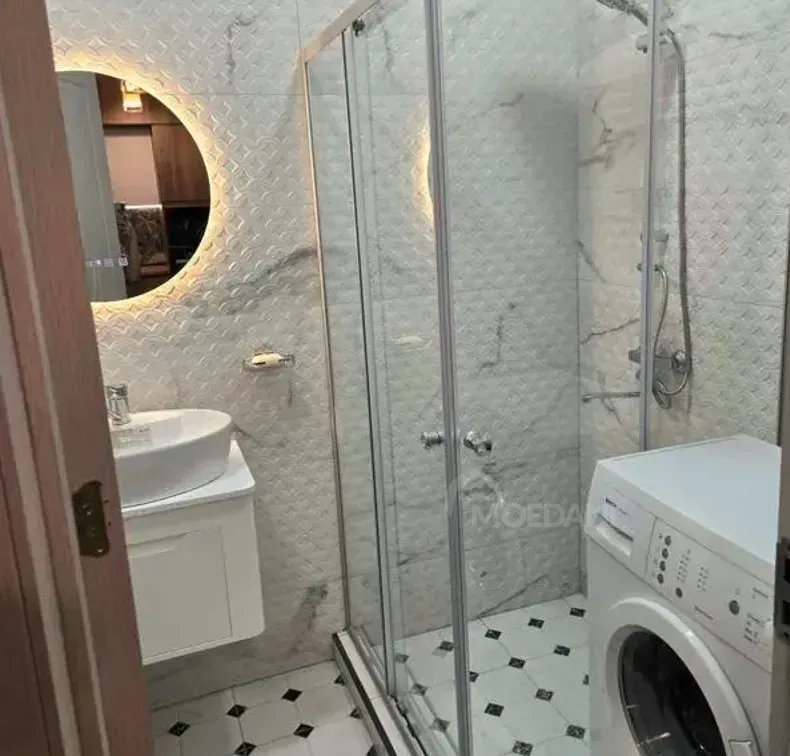 ქირავდება 2 ოთახიანი ბინა 45მ² 10/25 სართ თბილისი - photo 2