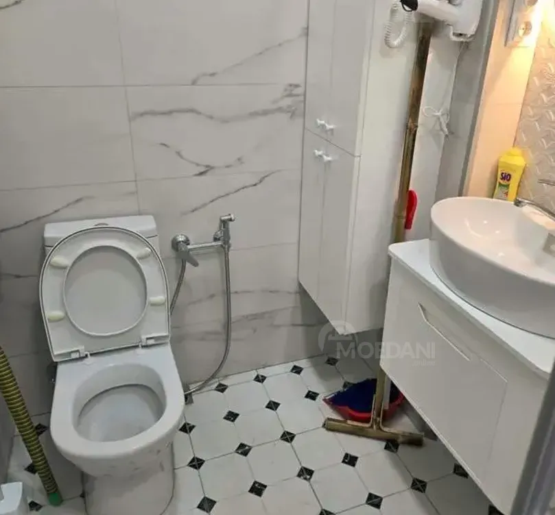 ქირავდება 2 ოთახიანი ბინა 45მ² 10/25 სართ თბილისი - photo 3