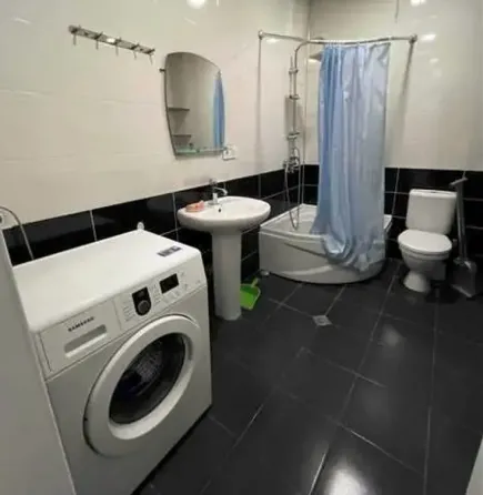 Сдам 2-комн. квартиру 45м² 5/5 эт. Тбилиси