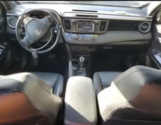 Toyota RAV4 2.5L 2018 Тбилиси