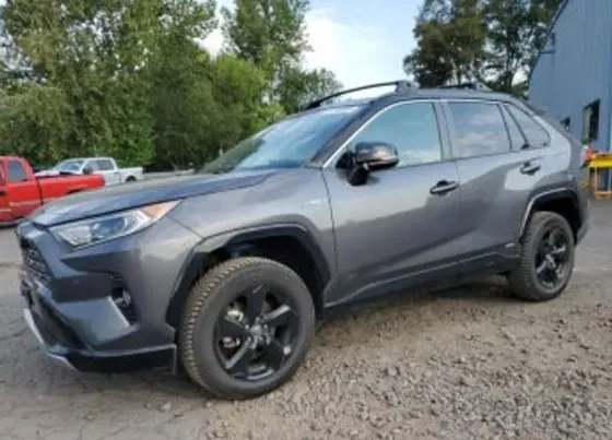 Toyota RAV4 2.5L 2020 Тбилиси