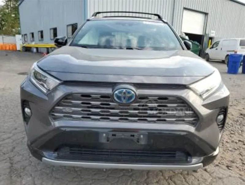 Toyota RAV4 2.5L 2020 Тбилиси - изображение 1
