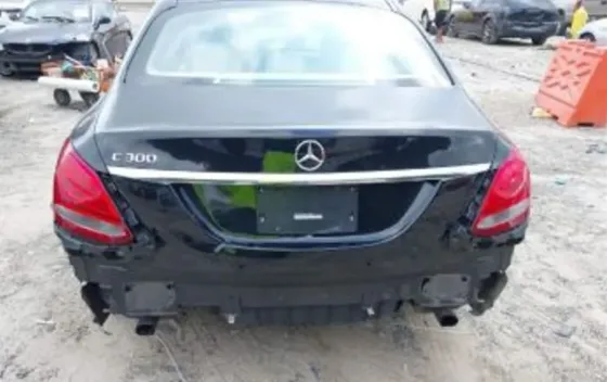 Mercedes C 2L 2016 თბილისი