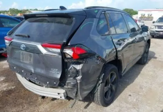 Toyota RAV4 2.5L 2021 Тбилиси