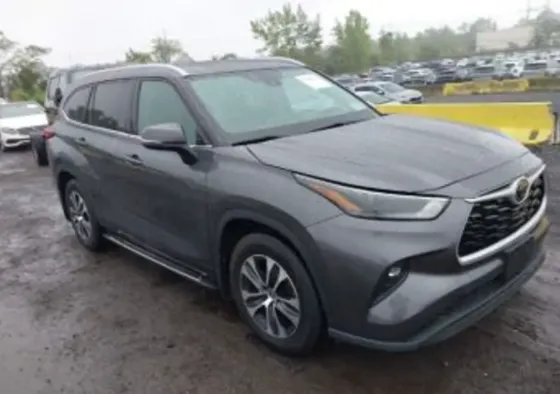Toyota Highlander 3.5L 2022 თბილისი