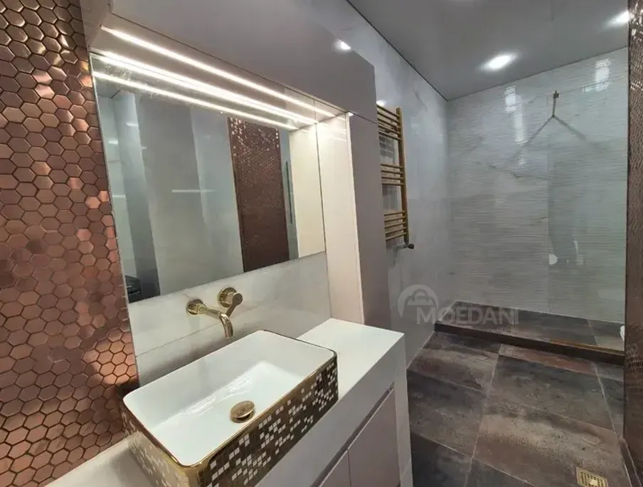 Сдам 2-комн. квартиру 80м² 8/11 эт. Тбилиси - изображение 2