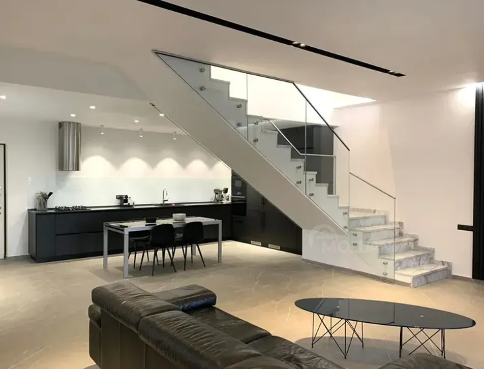 Продам 4-комн. квартиру 327м² 2/6 эт. Тбилиси - изображение 5