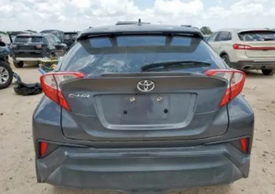 Toyota C-HR 2L 2018 Тбилиси