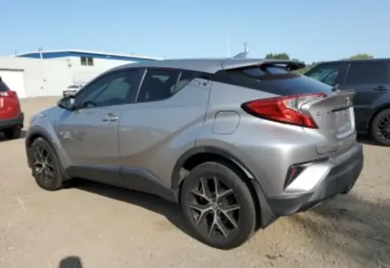 Toyota C-HR 2L 2018 Тбилиси