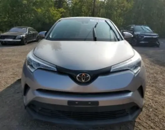 Toyota C-HR 2L 2018 Тбилиси