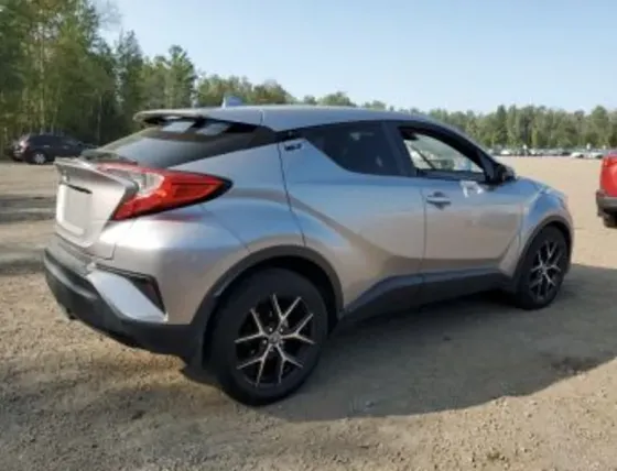 Toyota C-HR 2L 2018 Тбилиси