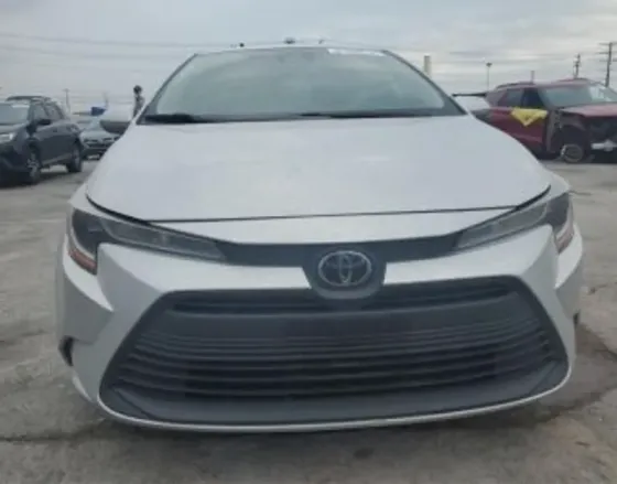 Toyota Corolla 2L 2024 Тбилиси