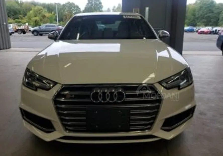 Audi RS4 2018 Тбилиси - изображение 1