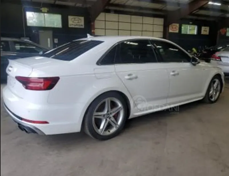 Audi RS4 2018 Тбилиси - изображение 3