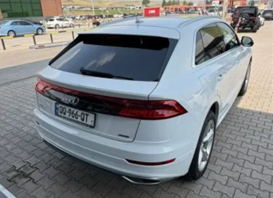 Audi Q8 2018 Тбилиси