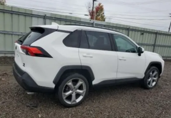 Toyota RAV4 2.5L 2019 Тбилиси
