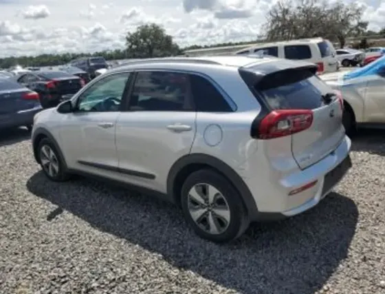 Kia Niro 2017 Тбилиси