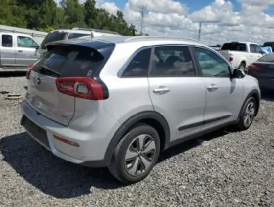 Kia Niro 2017 Тбилиси