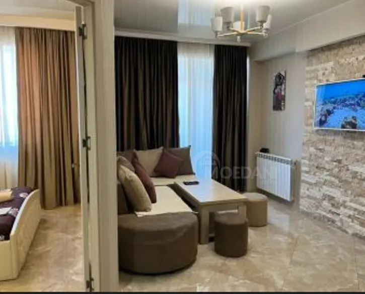 Сдам 2-комн. квартиру на сутки в Тбилиси  40м² 10/17 эт. Тбилиси - изображение 4