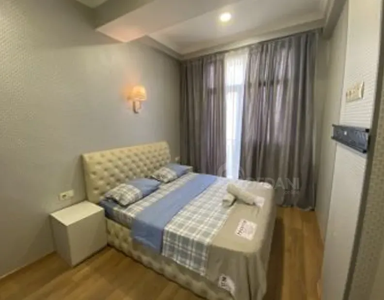 Сдам 2-комн. квартиру на сутки в Тбилиси  40м² 7/9 эт. Тбилиси - изображение 2