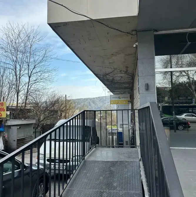Ქირავდება უნივერსალური კომერციული ფართი ისანში თბილისი - photo 5