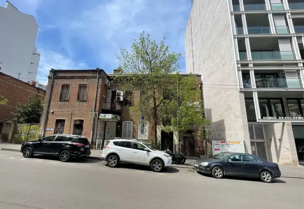 Ქირავდება უნივერსალური კომერციული ფართი ვაკეში თბილისი - photo 1