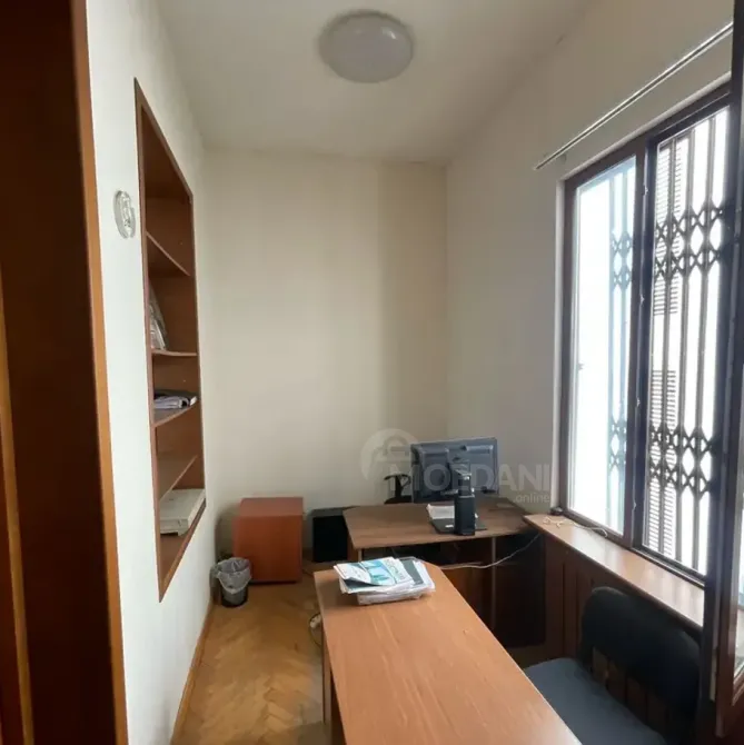 Ქირავდება უნივერსალური კომერციული ფართი ვაკეში თბილისი - photo 3