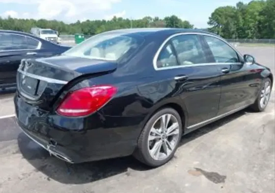 Mercedes C 2L 2018 თბილისი