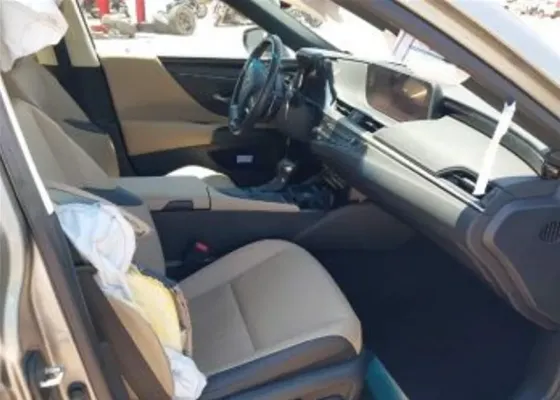 Lexus ES 2019 Тбилиси