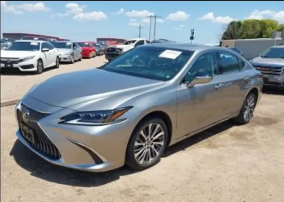 Lexus ES 2019 Тбилиси