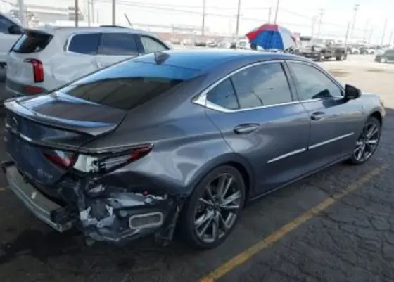 Lexus ES 2019 Тбилиси