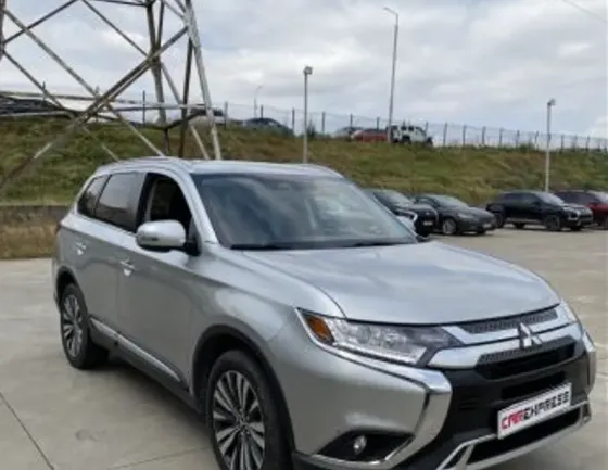 Mitsubishi Outlander 2020 Тбилиси