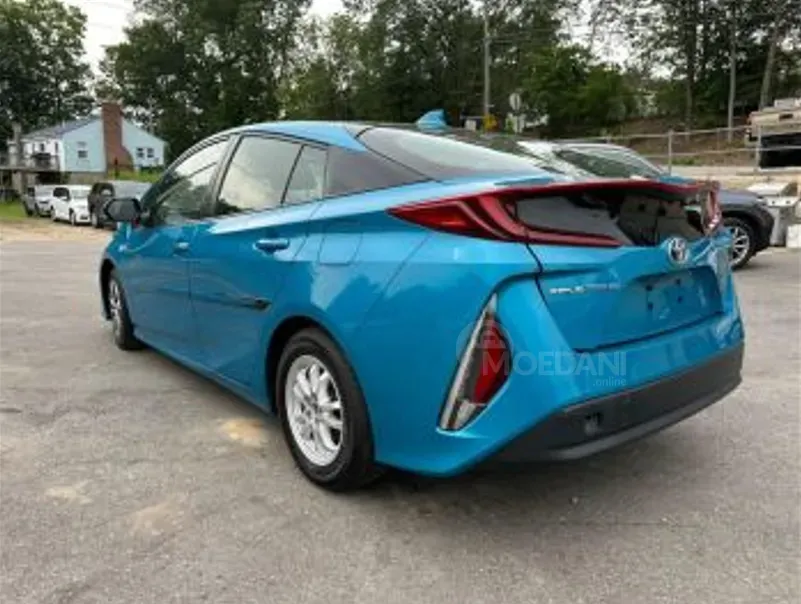 Toyota Prius 1.8L 2022 Тбилиси - изображение 2
